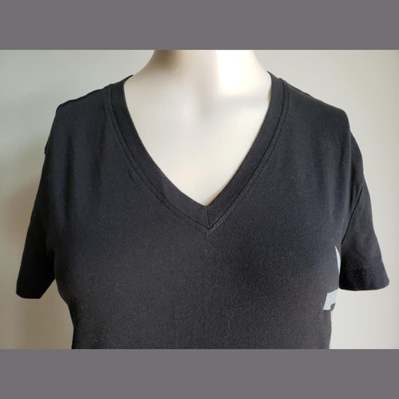 Reebok Athletic T-Shirt - Picture 4 of 9